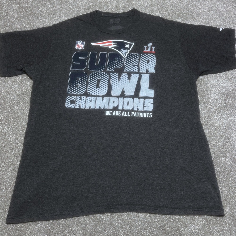 Fanatics Mens XL Patriots Super Bowl LI Champions Graphic Tee Charcoal NFL